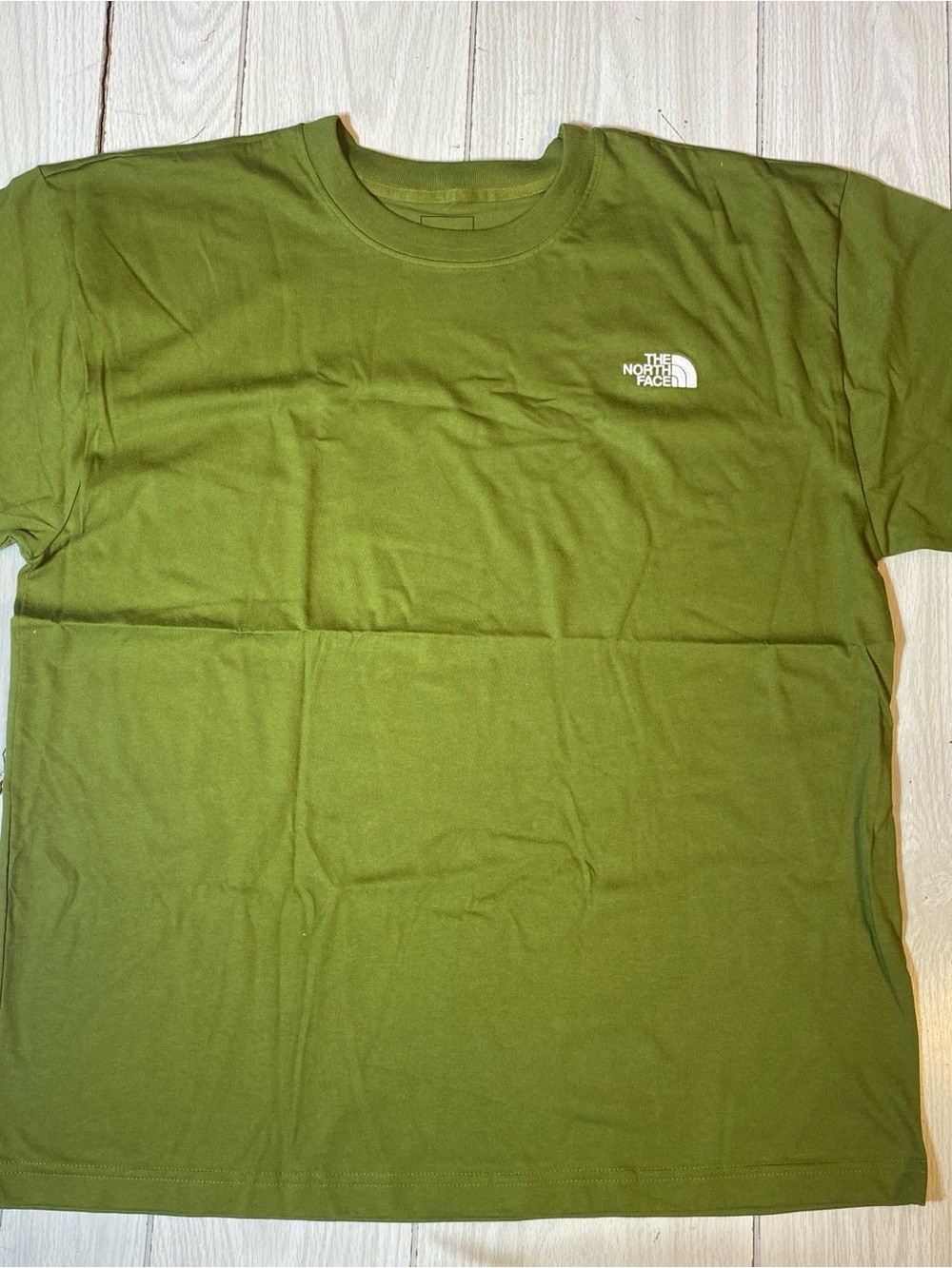 The North Face XL Olive Green Small Chest Logo T-Shirt Short Sleeve Tee NWOT!